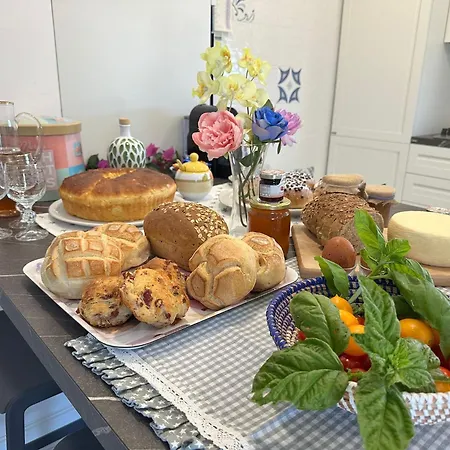 La Casa Di Nonno Ciccio Bed and breakfast 3*